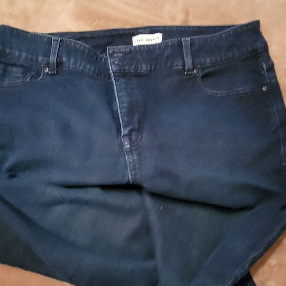 3 Pairs Lane Bryant Jeans - Picture 5 of 6